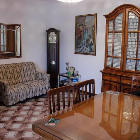 Ampia Casa Indipendente Appartamento