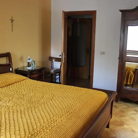 Appartamento Ampia Casa Indipendente Castiglione Messer Marino
